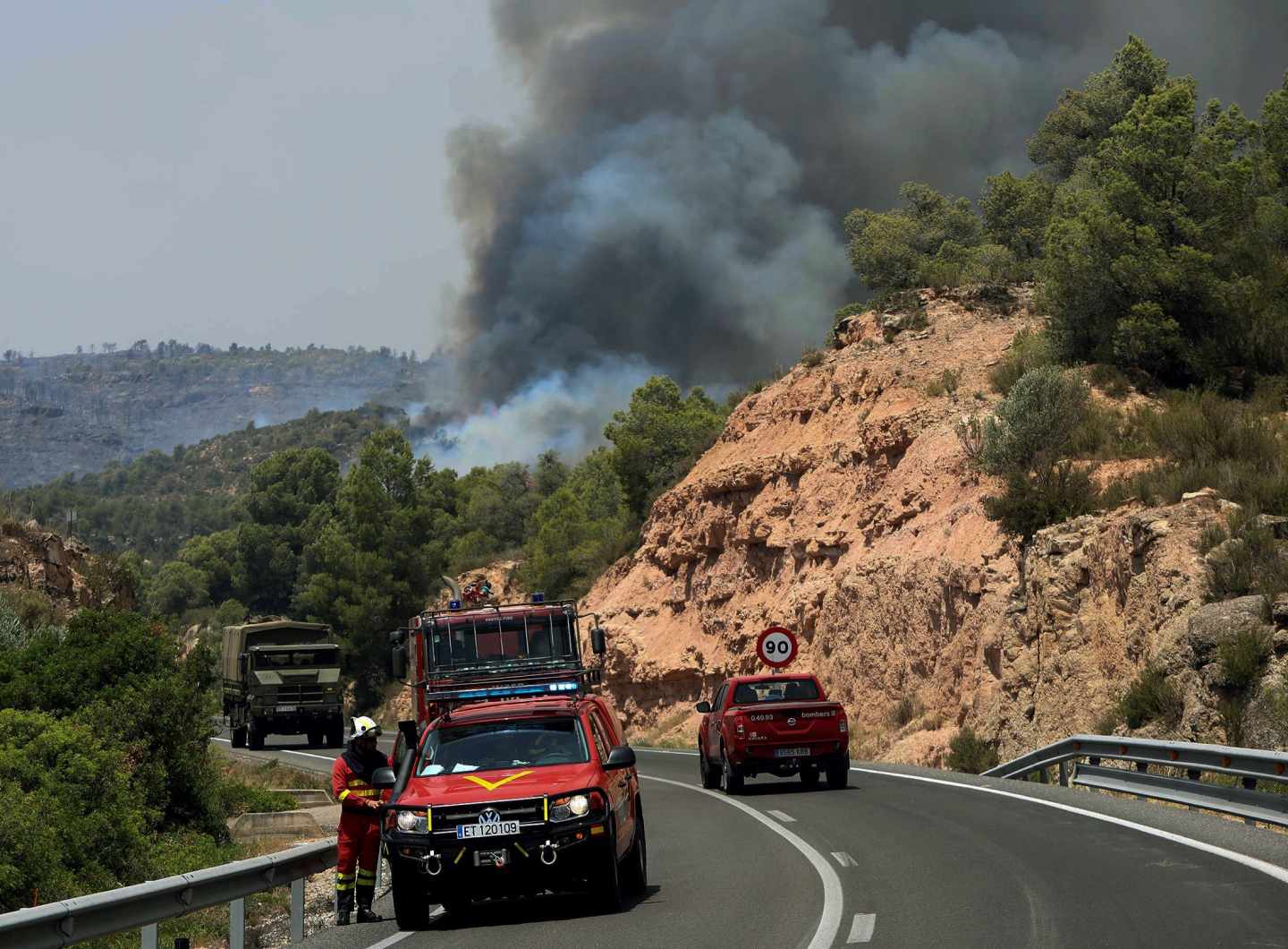 Controlado el incendio de Tarragona, que ha abrasado 6.000 hectáreas