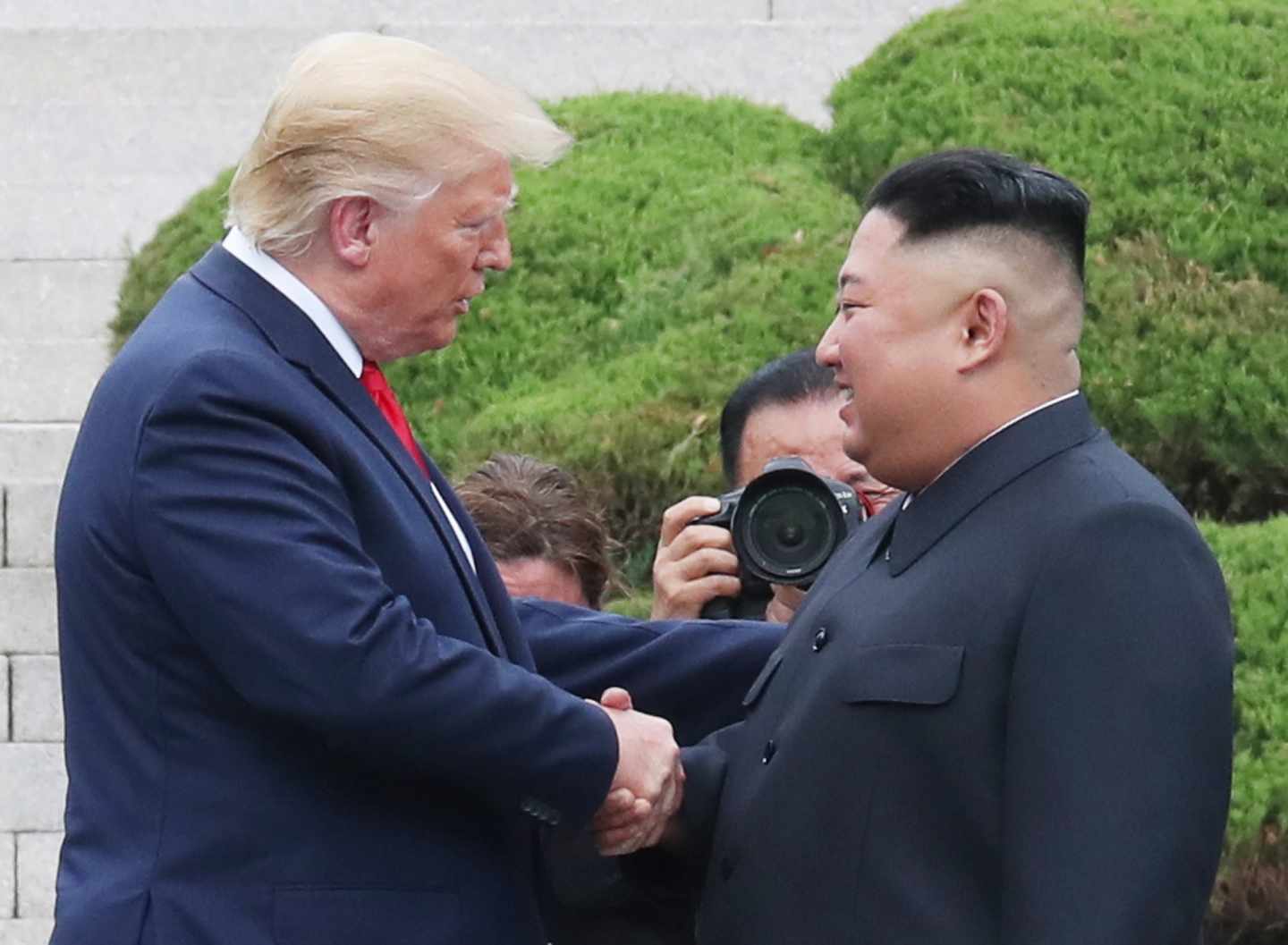 Encuentro entre Donald Trump y Kim Jong-un en la frontera entre las dos Coreas.