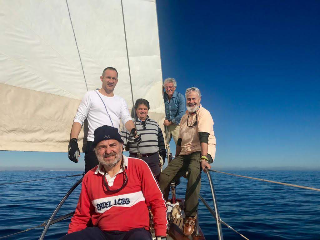 Tras la estela de Elcano 500 años después: la vuelta al mundo salvando el mar del plástico