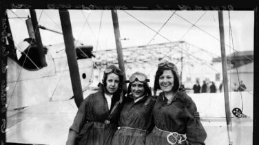 Cien años de aviación comercial en España