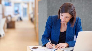 Todo lo que te va a pedir Empleo si quieres que te adelante el paro para emprender