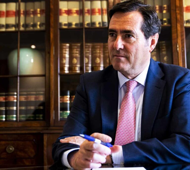 "Hay empresas que descubren con el registro horario que sus empleados deben horas"