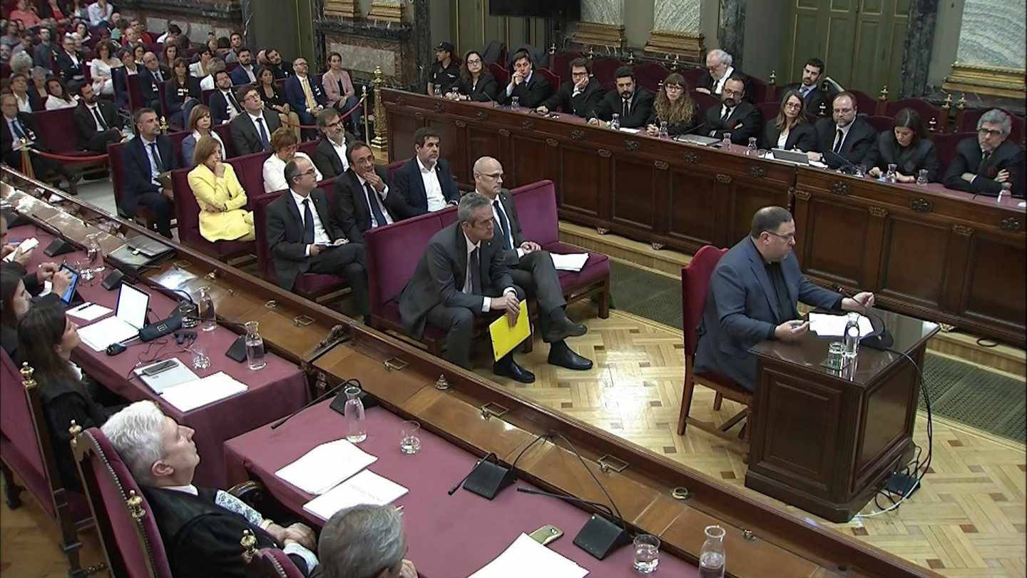 Los procesados por su responsabilidad en el desafío independentista, durante su declaración en la última jornada del juicio del 'procés'.