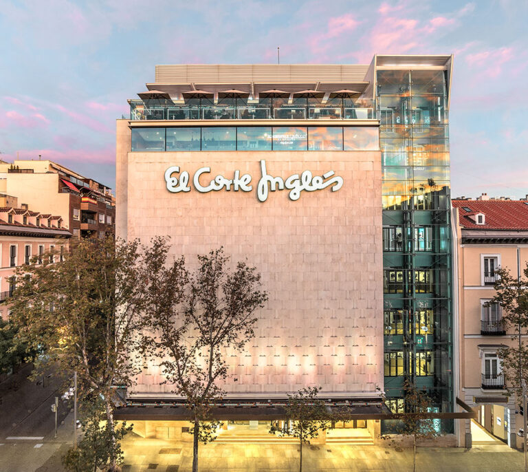El Corte Inglés logra su mayor beneficio desde 2010 pese al frenazo de la moda