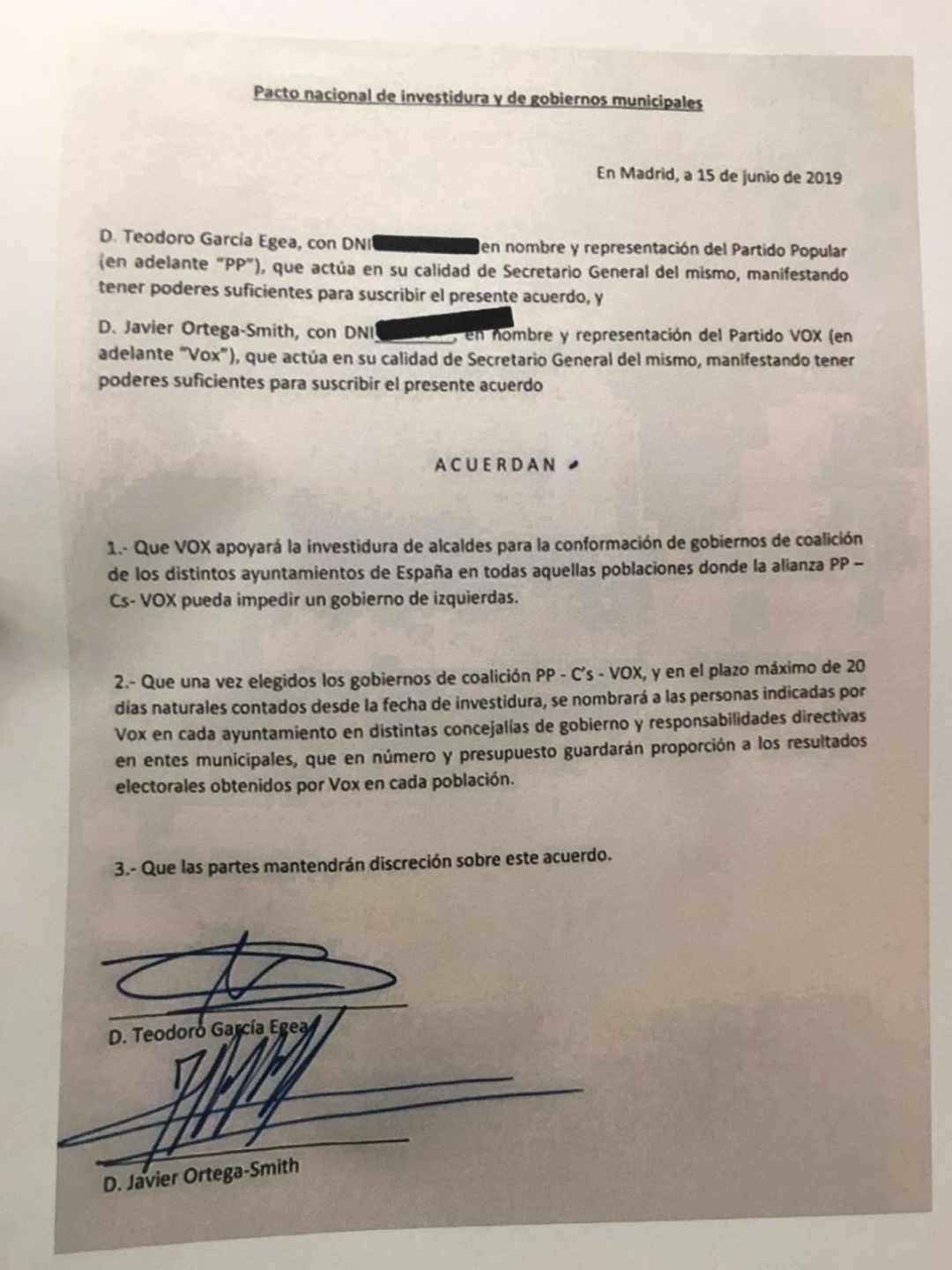 Vox ha hecho público el acuerdo firmado con el Partido Popular.