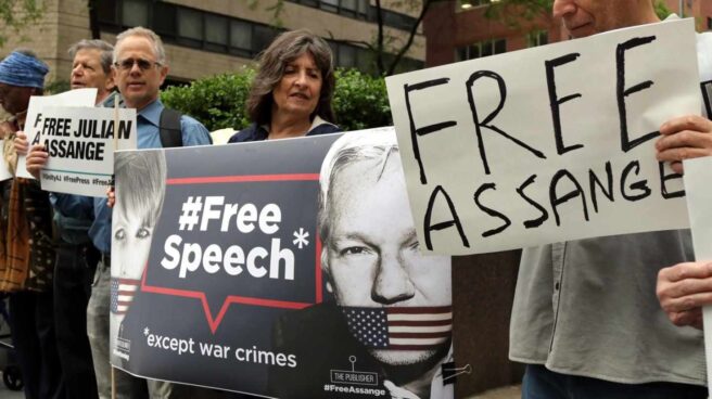 Protestas contra el encarcelamiento de Julian Assange.