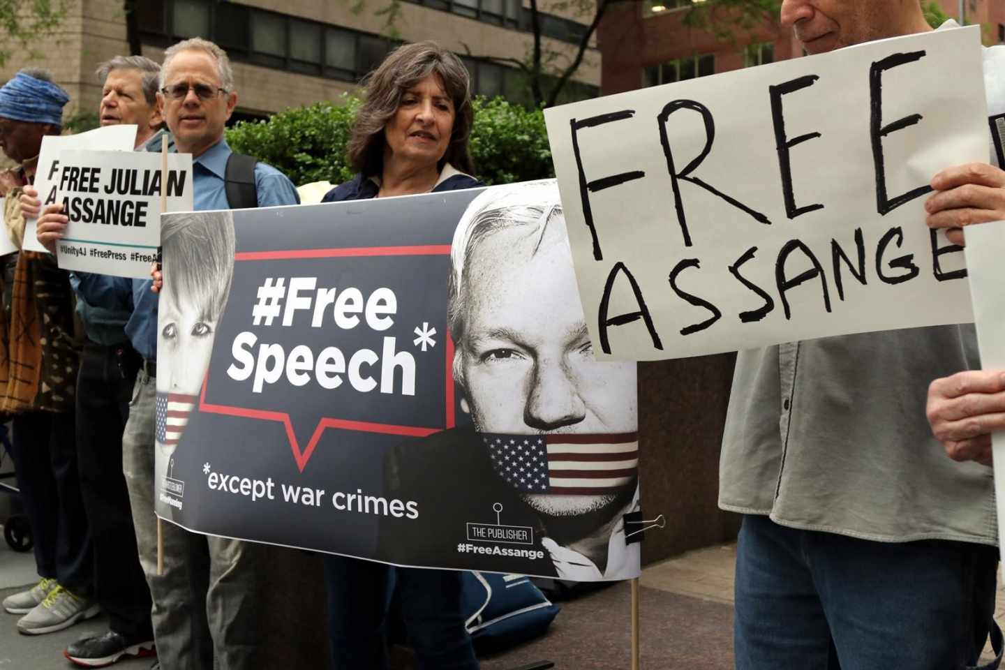 Protestas contra el encarcelamiento de Julian Assange.