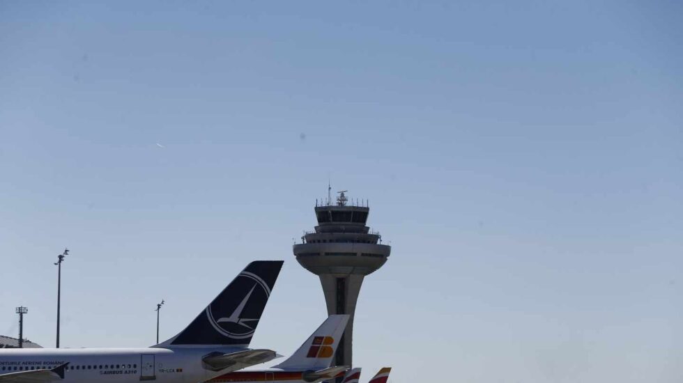 La torre de control del aeropuerto de Madrid-Barajas.