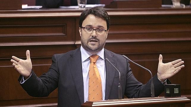 El candidato del PP a la presidencia de Canarias, Asier Antona