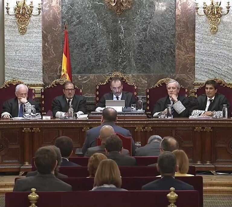 El futuro de los líderes del 'procés', en manos de seis hombres y una mujer: los miembros del tribunal