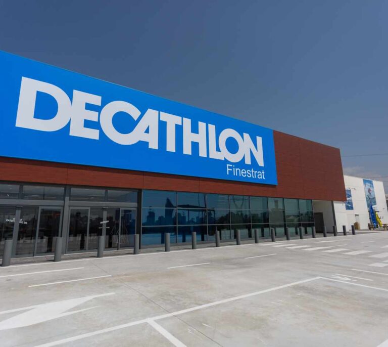 Decathlon retira cinco productos contaminados con óxido de etileno