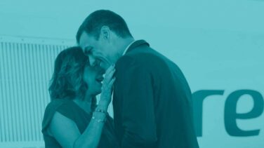 Los amantes de la investidura y un AVE con gallinas