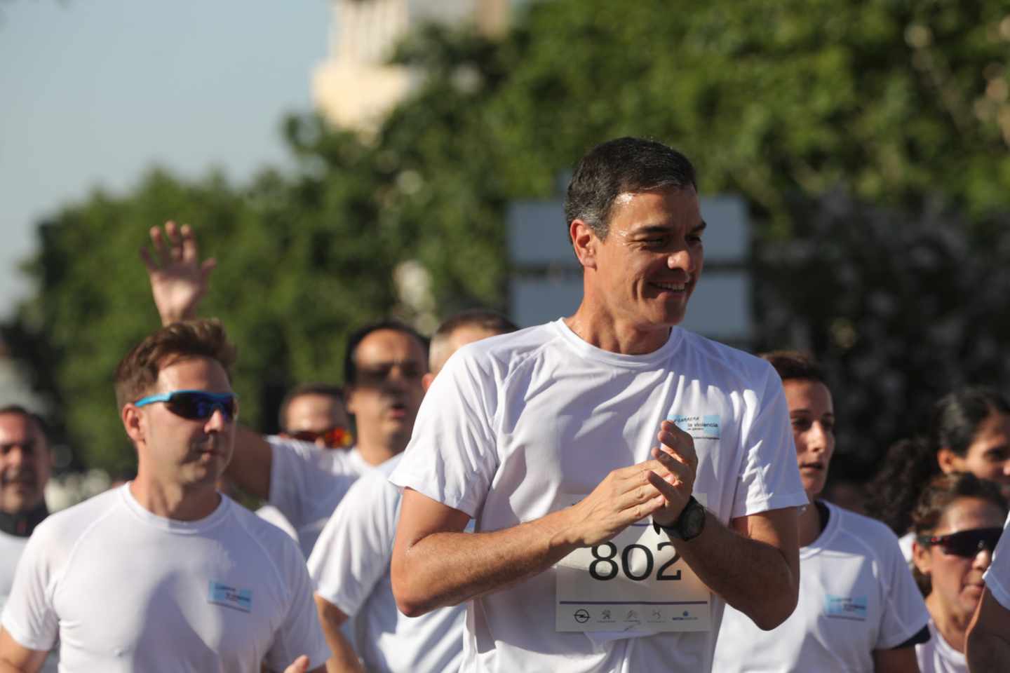 Pedro Sánchez corre en Madrid contra la "brutal" violencia machista