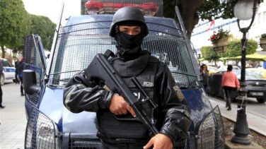 Varios heridos al estallar un artefacto explosivo en Túnez