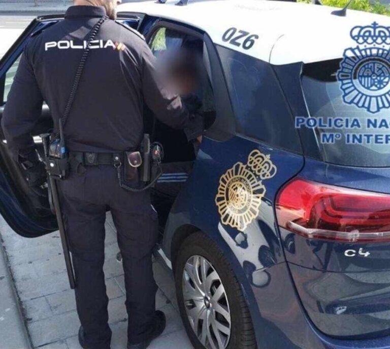 Detenido un hombre por encerrar, golpear e intentar asfixiar a su pareja