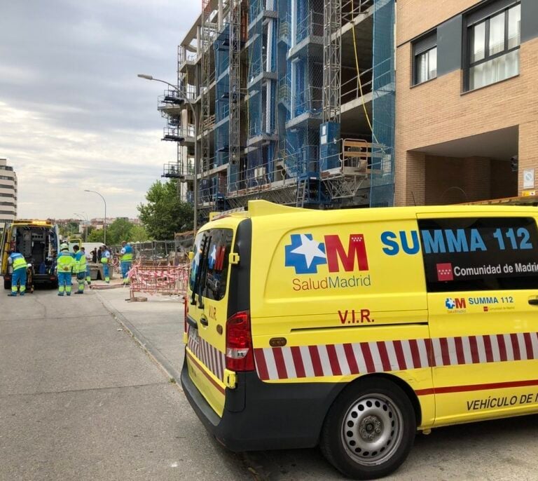 Muere un trabajador al precipitarse por el hueco del ascensor de un edificio en obras