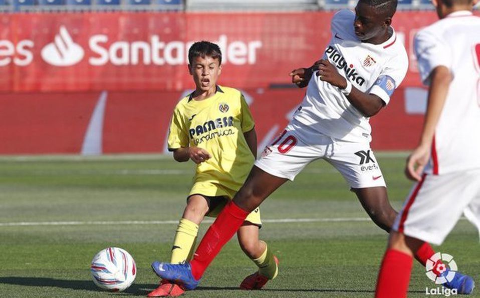 Ibrahima Sow, durante un partido con el Sevilla en LaLiga Promises.