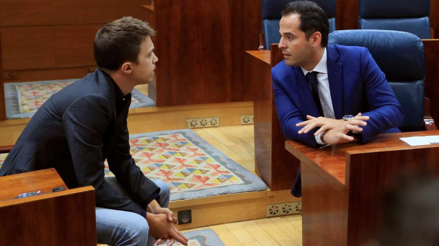 Ignacio Aguado e Íñigo Errejón, en la Asamblea de Madrid.