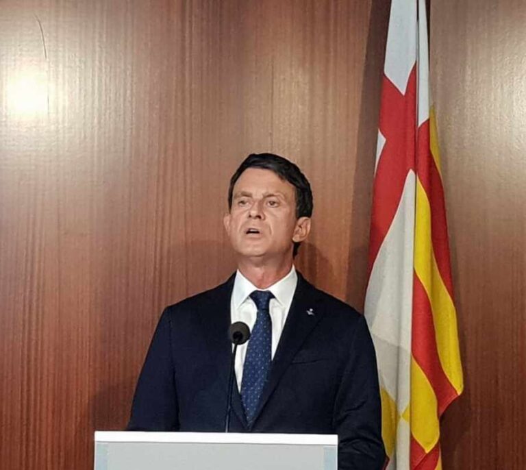 Manuel Valls acusa a Cs de esconderse tras el PP para pactar con Vox