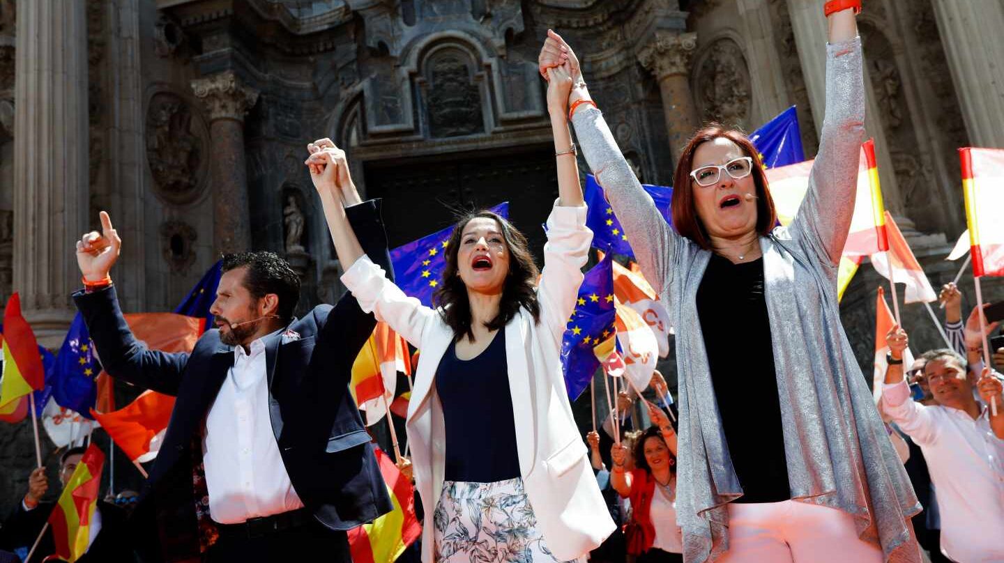 Acto de Inés Arrimadas siete días antes del 26-A en el que pidió "cambio" frente a 24 años del PP.