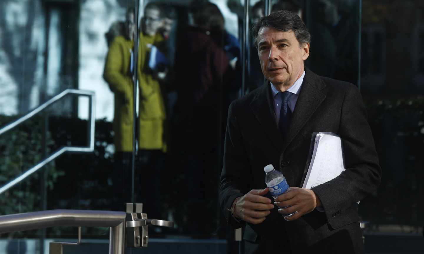 El ex presidente de la Comunidad de Madrid Ignacio González, saliendo de la Audiencia Nacional.