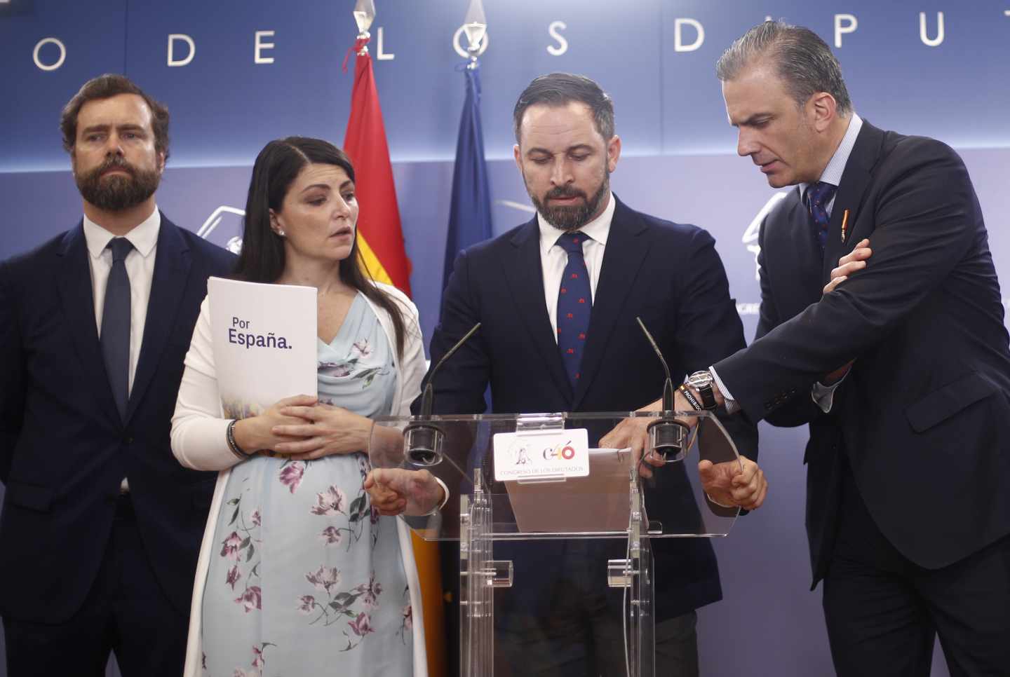 Espinosa de los Monteros, Olona, Abascal y Ortega Smith anuncian en el Congreso la querella contra Zapatero, a finales de junio.
