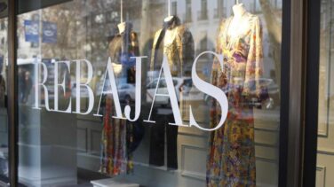 Nueva rectificación del Gobierno: permitirá las rebajas sin aglomeraciones