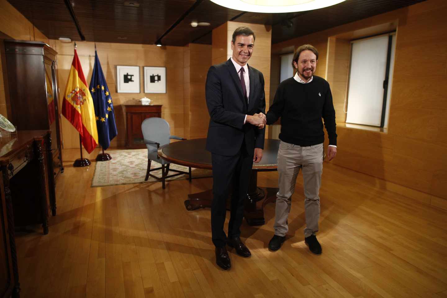 Pedro Sánchez y Pablo Iglesias, antes de la reunión.