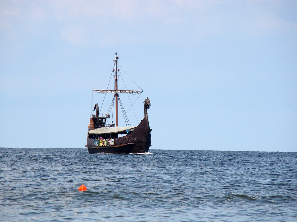 Barco vikingo.
