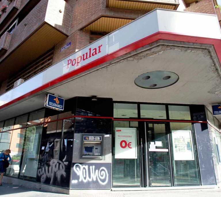 La OCU amplía su querella contra Popular para que se le investigue desde 2008