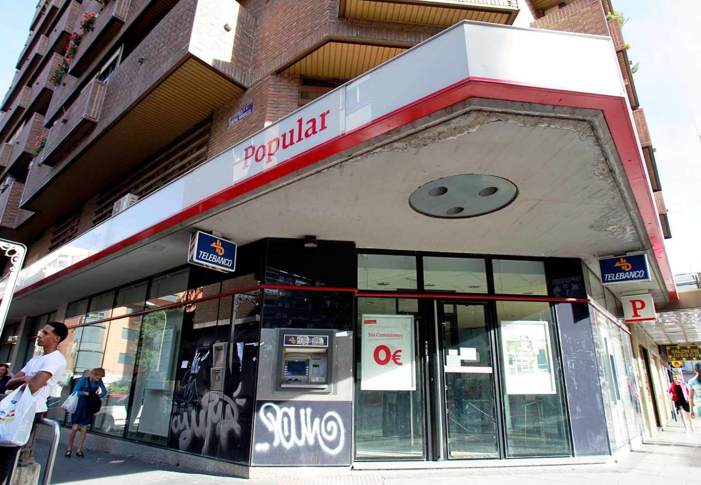 Cataluña, Valencia y Baleares pierden más del 10% de sus oficinas bancarias en dos años