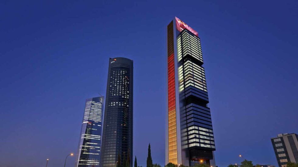 Amazon España también será inquilino de Amancio Ortega: se alojará en la Torre Cepsa.