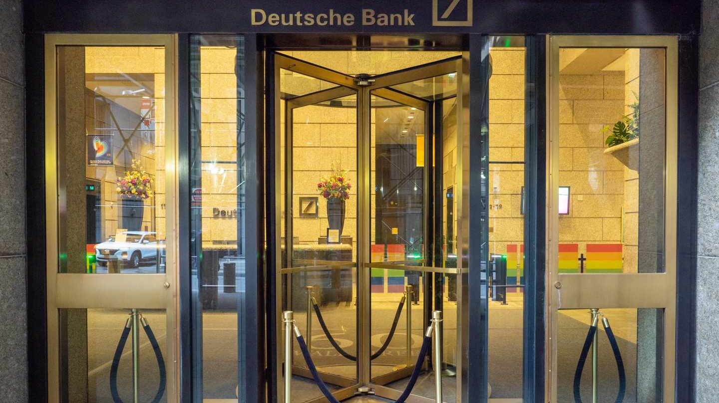 Deutsche Bank no logra detener su sangría: pierde 11.500 millones desde 2015