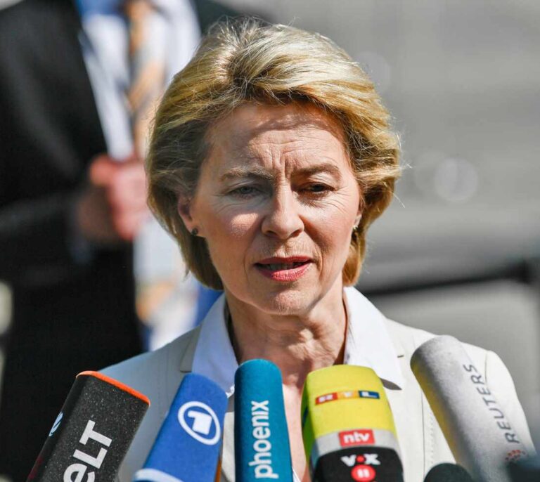 La conservadora alemana Von der Leyen, nueva presidenta de la Comisión Europea