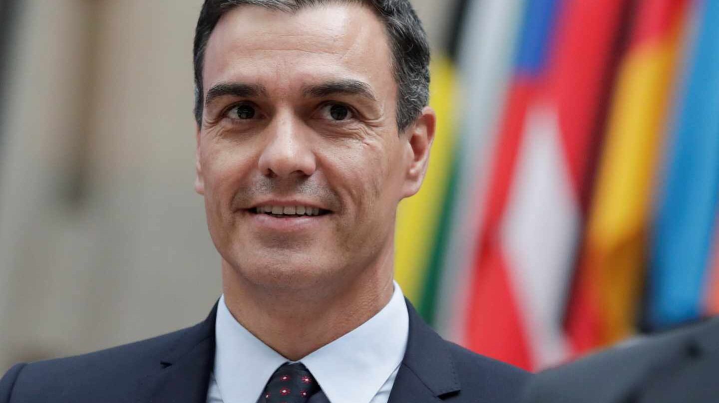Pedro Sánchez durante la rueda de prensa tras la cumbre especial de la Unión Europea celebrada este martes en Bruselas (Bélgica)