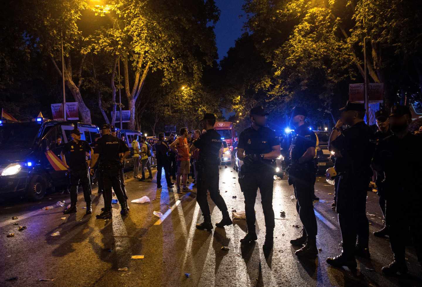 Agentes de la Policía Nacional durante el desfile.