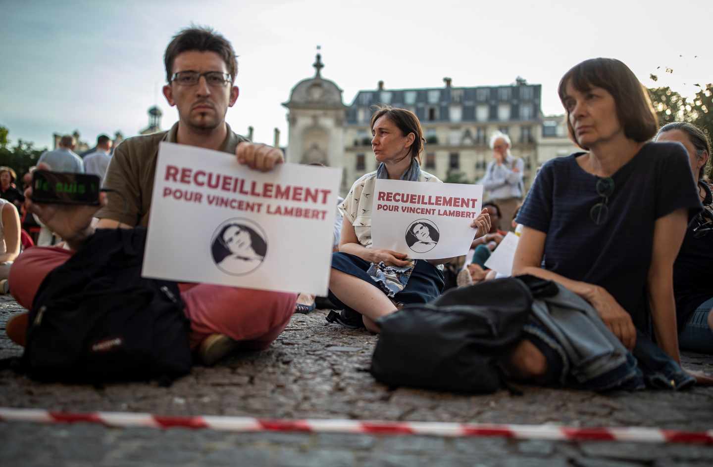 Muere Vincent Lambert, el francés en estado vegetativo al que 'desconectaron' tres veces