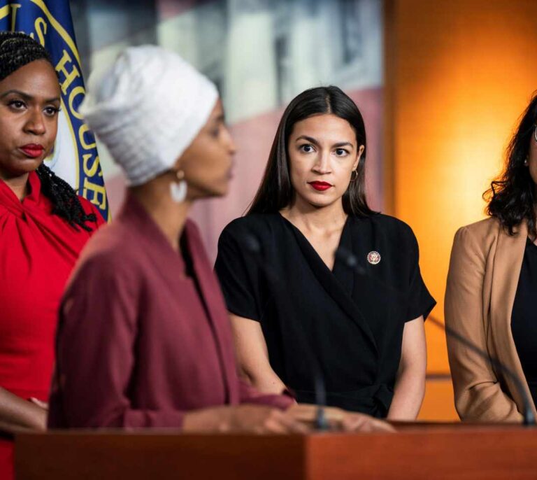 La cruzada racista de Trump contra las cuatro amazonas del Escuadrón