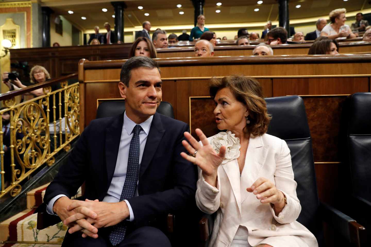 Pedro Sánchez y Carmen Calvo.