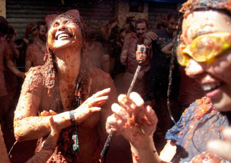 España celebra la Tomatina de Buñol 2019