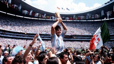 Maradona, Di Stéfano, Pelé y Messi: la mesa de los grandes del fútbol mundial