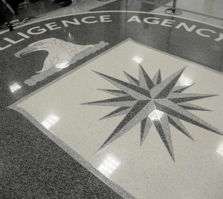 Irán asegura que ha condenado a muerte a espías de la CIA detenidos en su territorio