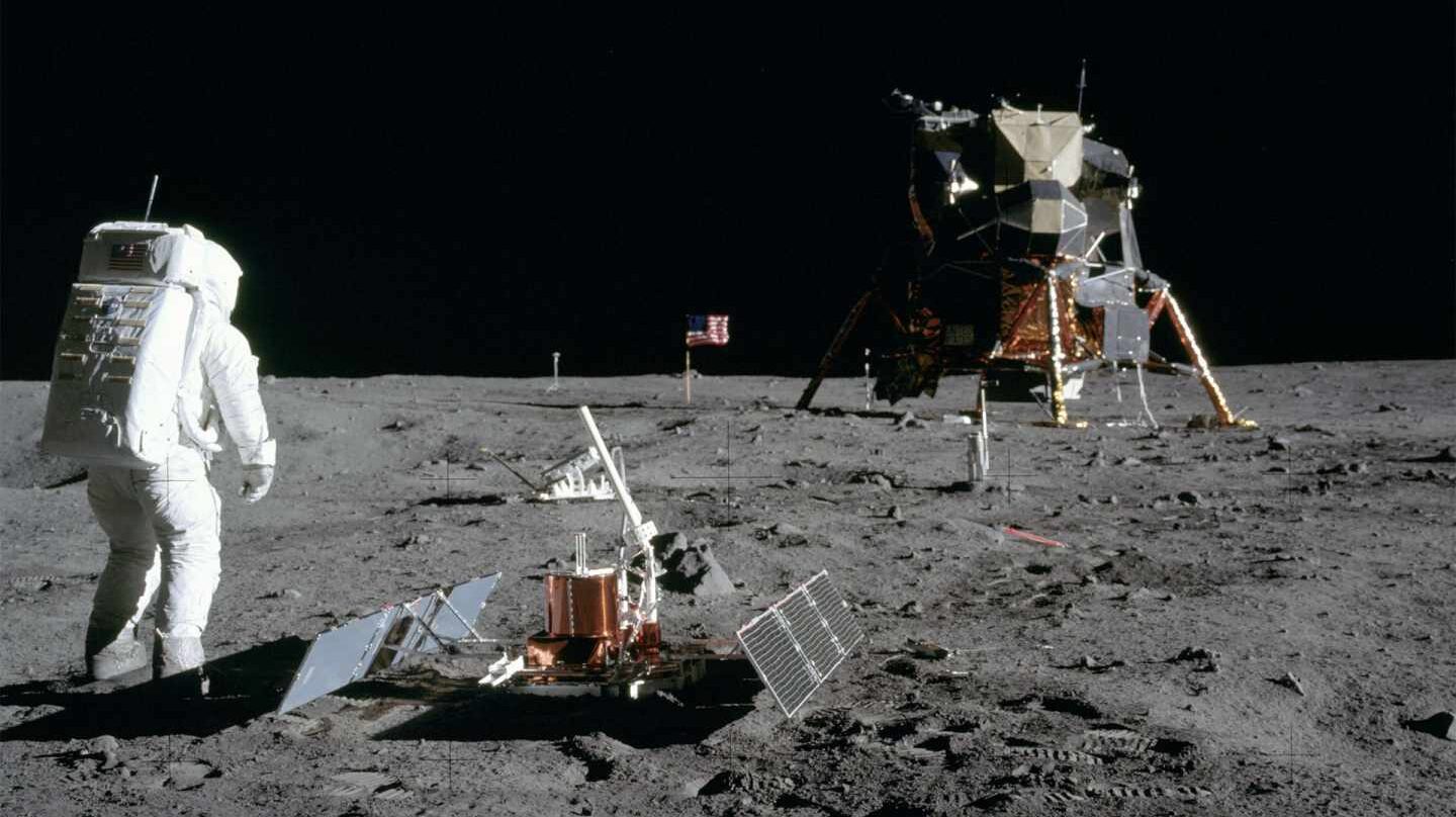 El astronauta Buzz Aldrin y el módulo lunar "Eagle" | NASA