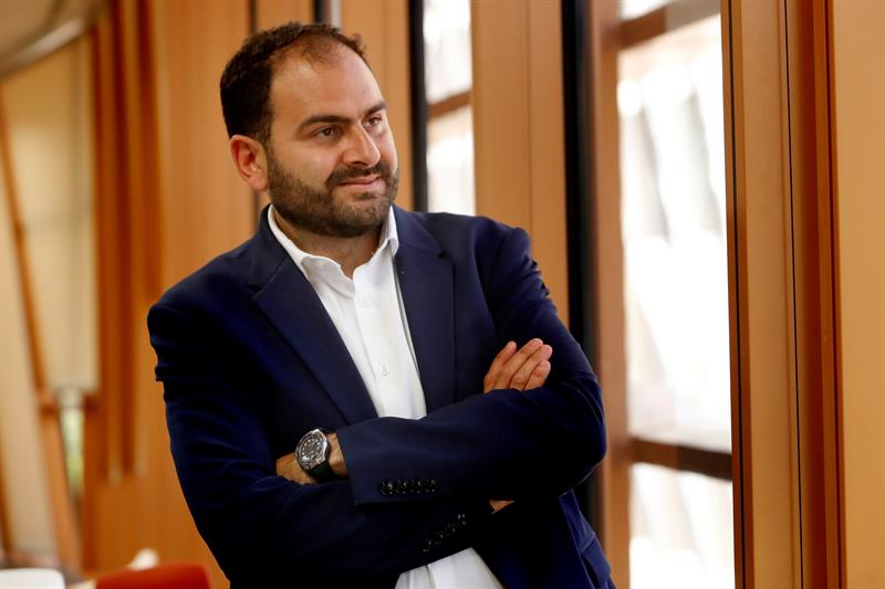 Fernando Sánchez Costa, reelegido como presidente de Sociedad Civil Catalana