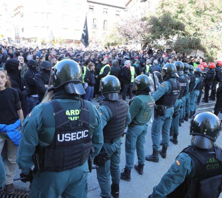 Policías y guardias civiles alertan de una "desbandada" en Euskadi si quitan el plus