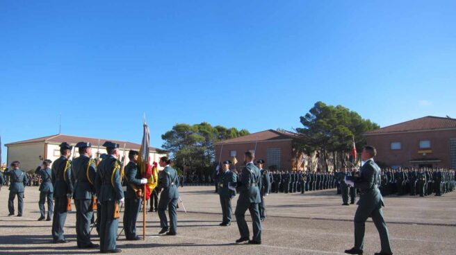 Jura de bandera en la Academia de la Guardia Civil en Baeza.