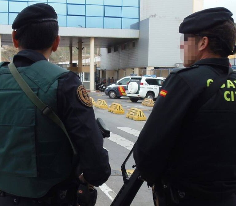 La condecorada hoja de servicios del capitán Franco, detenido por colaborar con 'narcos'