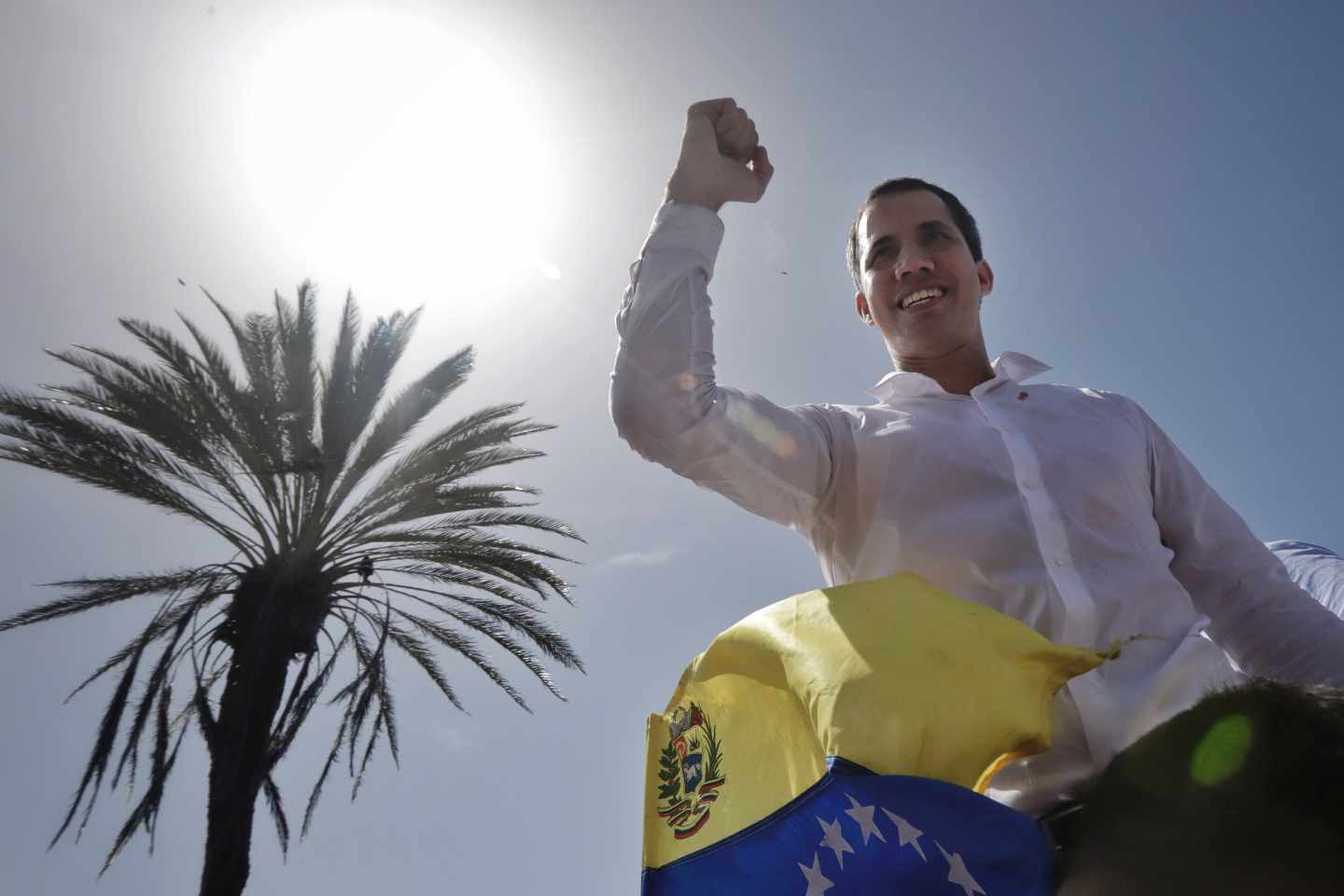 l presidente encargado, Juan Guaidó, en un encuentro con seguidores en Nueva Esparta, Venezuela.