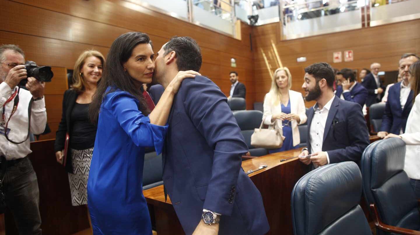 Rocío Monasterio (Vox) e Ignacio Aguado (Cs), en la Asamblea de Madrid.