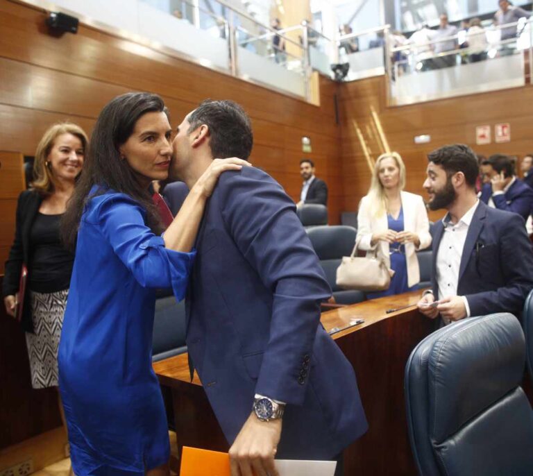 PP y Cs se unen a Vox para ilegalizar partidos que atenten contra la "unidad" de España